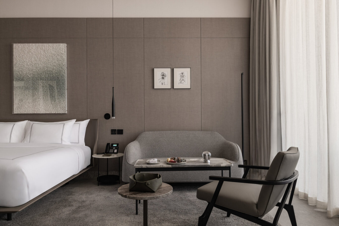 Sheltered in elevation, offers expansive views while remaining closely connected to the hotel’s curated flow below.